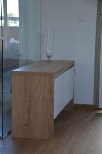 Omara za shranjevanje v dnevni sobi